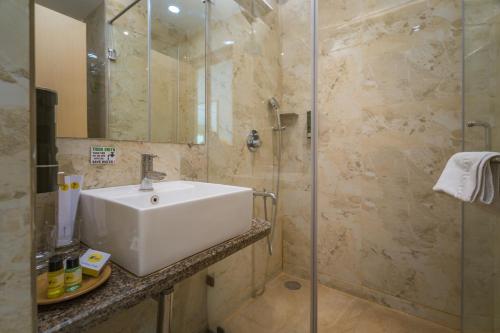 Tripli Hotels Shourya Residency - image 2