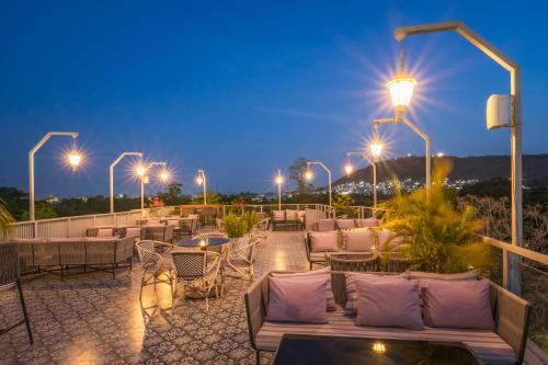 Tripli Hotels Shourya Residency