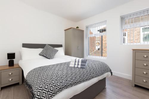 Spacious 5-Bed House Sleeps 10 - 2 Bathrooms - Parking - Near Anfield, Liverpool (fotografie 8)