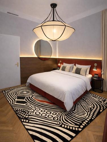 Carlton Boutique Hotel - NEW OPENING - image 3