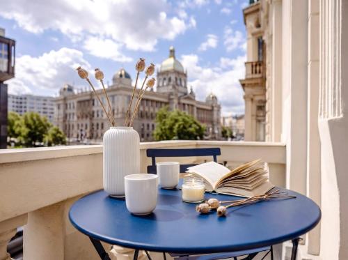 TurnKey I Wenceslas Square Premium Apartments 3