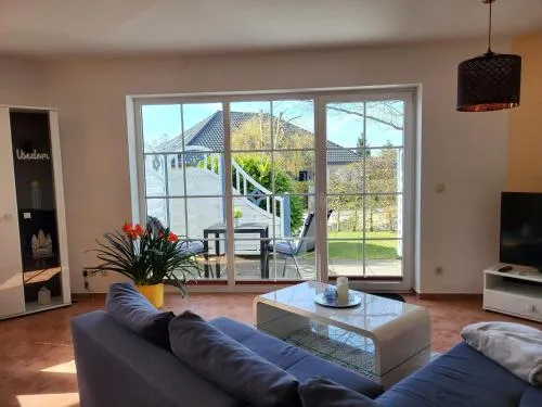 Ferienwohnung Lena mit Terrasse und Tiefgarage in Ostseebad Koserow, Deutschland