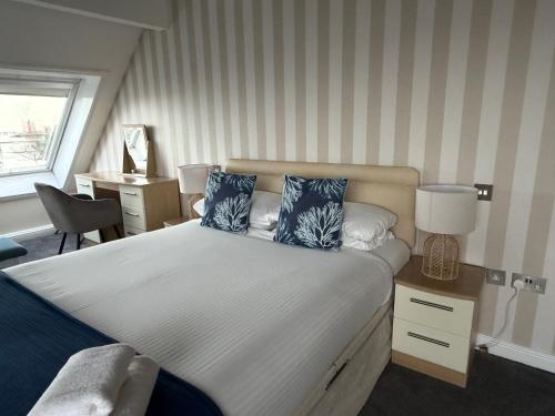 Boathouse Hotel