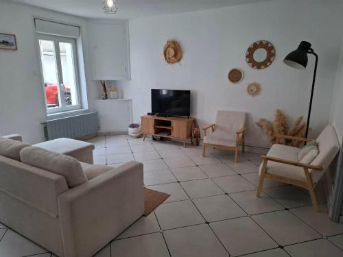 Villa Les Pieds dans l'Eau - 4chambres 10personnes - Central & Proche Mer gîte à louer Tihen