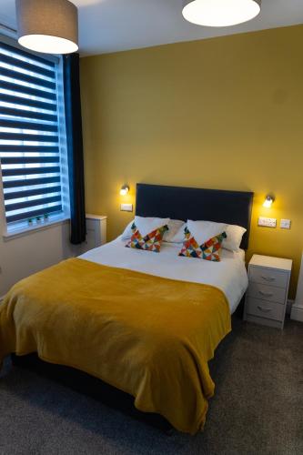 Double Ensuite Bedroom near Edinburgh 2