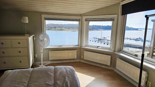 Cozy seaside cottage SE09169 in Höviksnäs