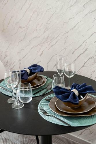 Nasma Luxury Stays - Stylish living in Azizi Riviera in Nad Al Sheba