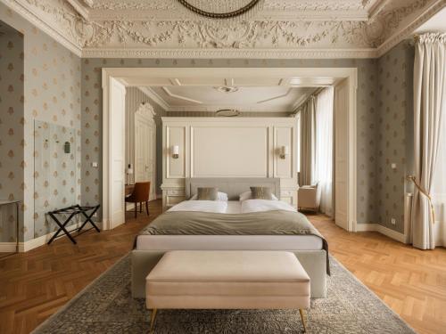 Hotel Traugutta 12