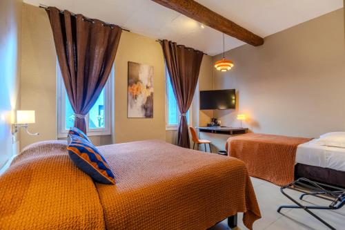 room detail thumbnail 0