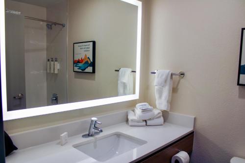Ramada by Wyndham Cedar City - image 41