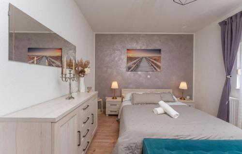 Beautiful villa Maris with pool in Sikovo