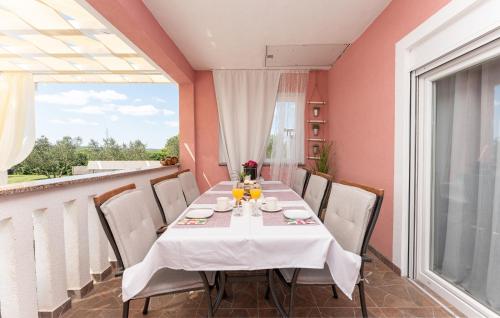 Balkons/terase, Beautiful villa Maris with pool in Sikovo