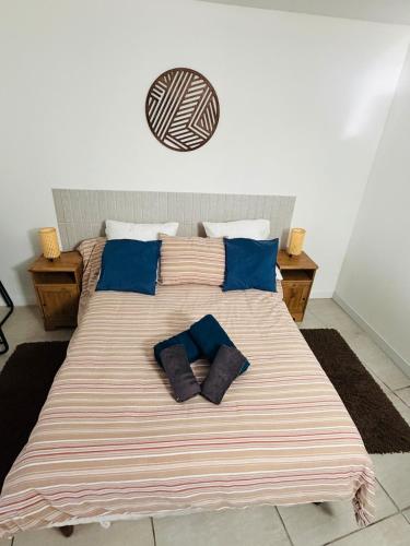 Chic & Cosy - 2 Pièces Idéalement Situé (Chic & Cosy - 2 Pieces Idealement Situe) in Veuilly-la-Poterie