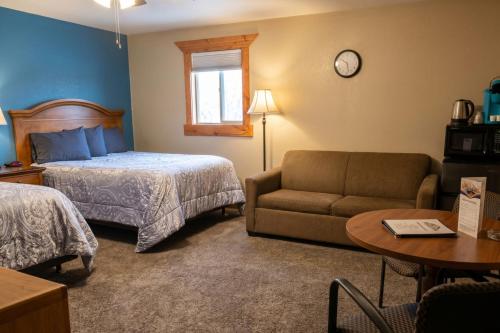 2 double beds