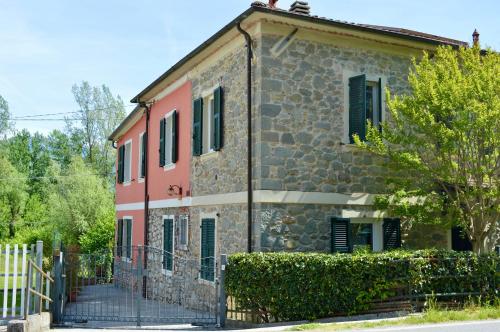  Il marchese Malaspina con idromassaggio in Mulazzo