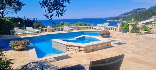 Villa Stone House Poplat - Accommodation - Vela Luka