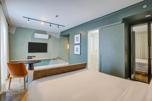 room detail thumbnail 0