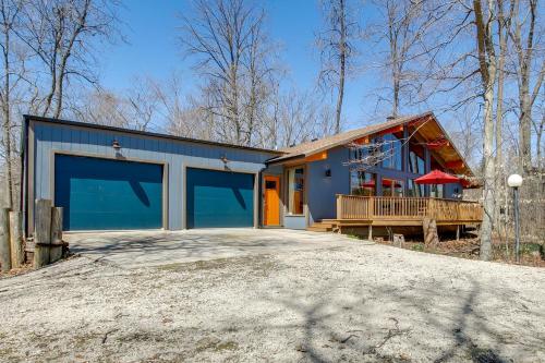 Woodsy Plymouth Hideaway: Hot Tub & Game Room