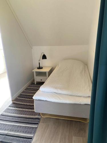 K12P 2 people, 2 bedrooms, fully furnished in Storvorde