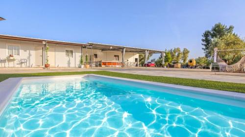 Alojamiento Rural La Armona La Carlota by Ruralidays – khách sạn tại La Carlota