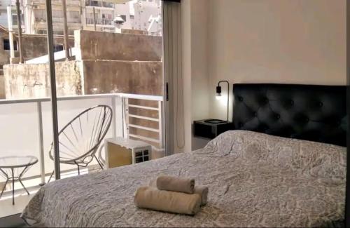 Departamento sobre Avenida Córdoba Palermo