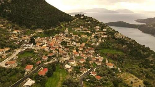 Julia's House in Mikros Gialos