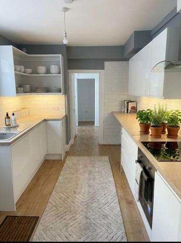 Room 5 minute walk from Herne Bay beach - Graveney