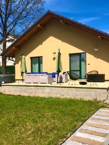 Viesnīcas āriene, Prázdninový dům Dírná (Prazdninovy dum Dirna) in Pluhův Žďár