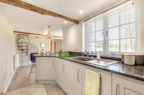 Iekārtas, 1 Bed in Barham oc-ct024 in Barham