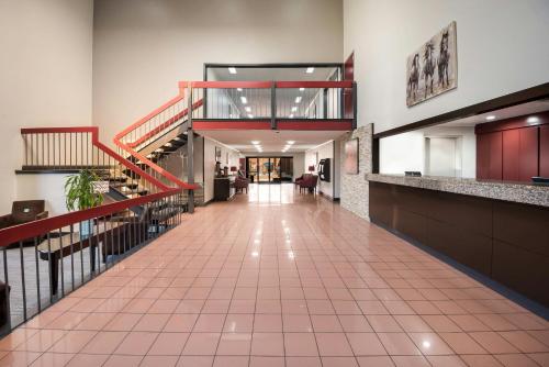 Lobby, Red Roof Inn & Suites Lexington – Hamburg in Lexington (KY)