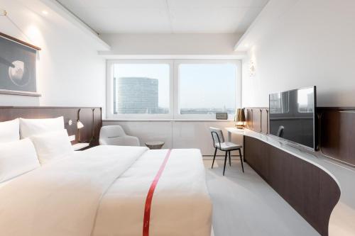 Ruby Luna Hotel Dusseldorf - image 19