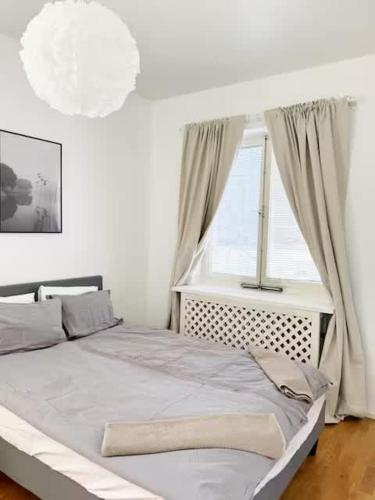 Quiet 1BR Apartment with Balcony 20min to City in 하게르스텐 - 릴제홀멘