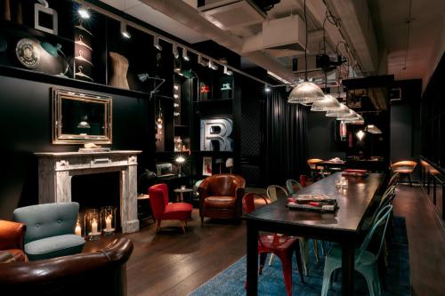 Ruby Coco Hotel Dusseldorf - image 8