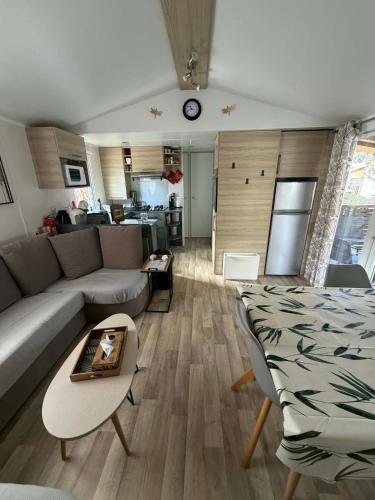 Mobile-home La Carabasse FO88 in Vias