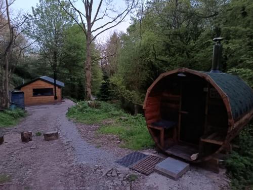 Sauna, Stream-side cabin and sauna in Fermoy