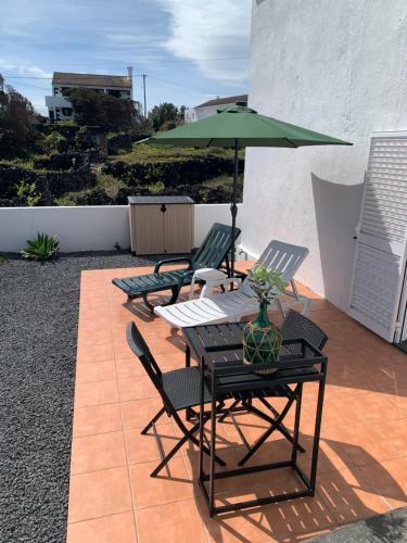 Casa Dos Arcos Oceanfront Apartments in Lajido