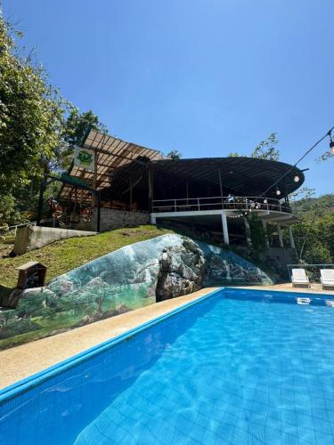 Vista exterior, El Portal De Champey in Lanquín