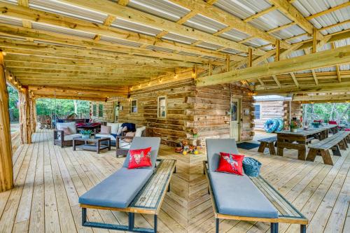 Ultimate River Retreat! Blanco Family Cabin! in Blanco (TX)