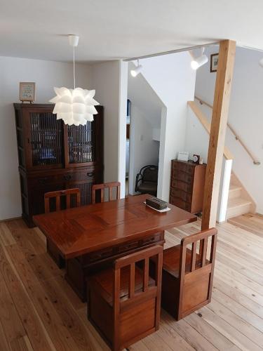 Guesthouse Oomiyabase25 大宮基地 別荘新館 – khách sạn tại Chishirodai