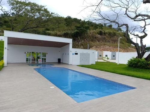Alojamiento práctico y tranquilo (Alojamiento practico y tranquilo) in Metapan
