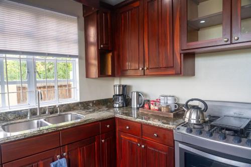 Sundrift Apartments- 2 Bedroom Apt in Anse La Raye