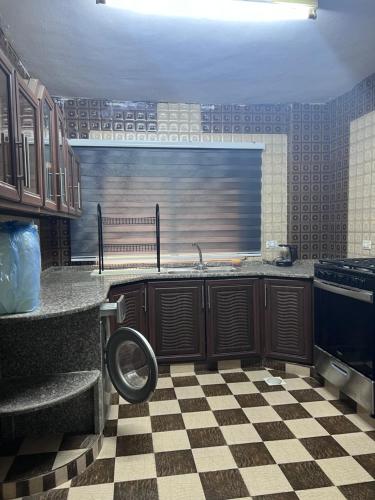 Saeeds apartment in อัญลูน
