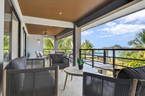 Luxury Beachfront Estate w Private Chef, Full StaffConcierge Resort Amenities in Playa Flamingo