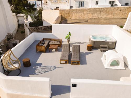 Amaryllis Suites Santorini 4