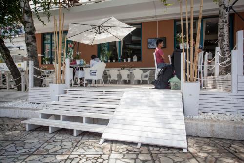 陽台/露台, 拉沃維特酒店 (Hotel Rahovets) in 上奧里亞霍維察