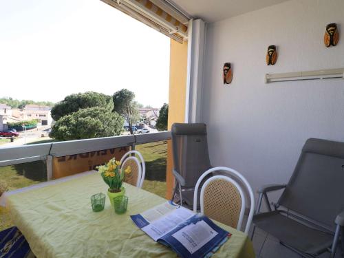 Studio avec terrasse, animaux OK - 4 pers. - FR-1-307-300