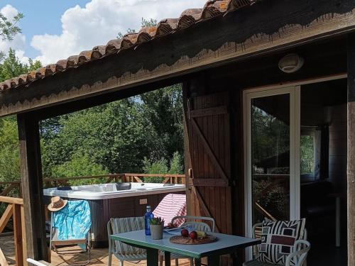 Chalet avec terrasse - 4 pers. - API-1-52-2735 in Villarzel-Cabardes
