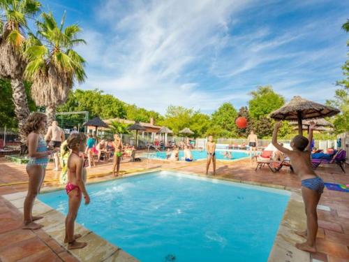 Chalet avec terrasse - 4 pers. - API-1-52-2735 in Villarzel-Cabardes