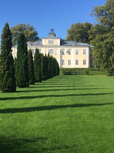 Haga Slott - image 13