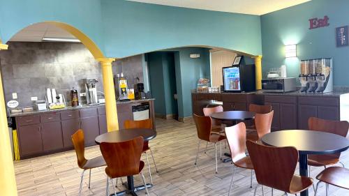 Eten en drinken, Super 8 by Wyndham Marianna I-10 in Marianna (Florida)